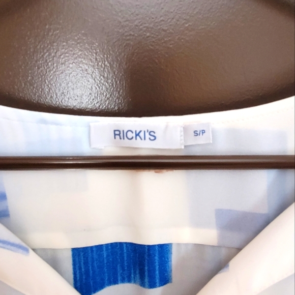 Ricki's office blouse - Picture 3 of 5